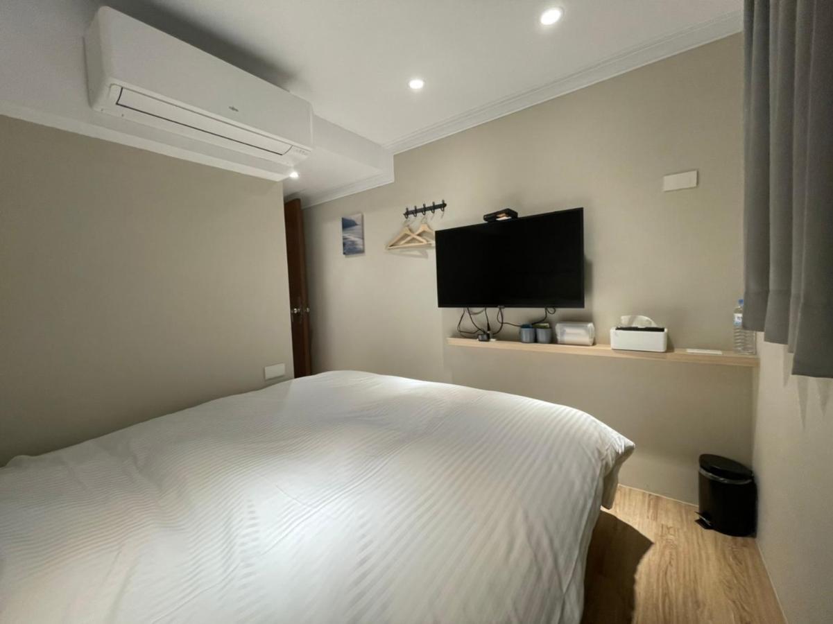 Yoshi Hotel - Tainan Station Branch Εξωτερικό φωτογραφία