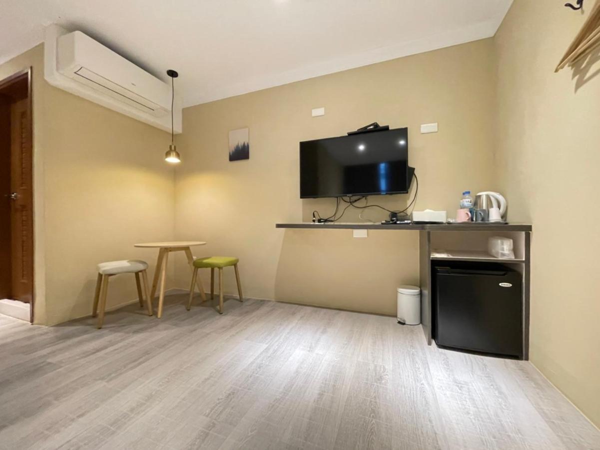 Yoshi Hotel - Tainan Station Branch Εξωτερικό φωτογραφία