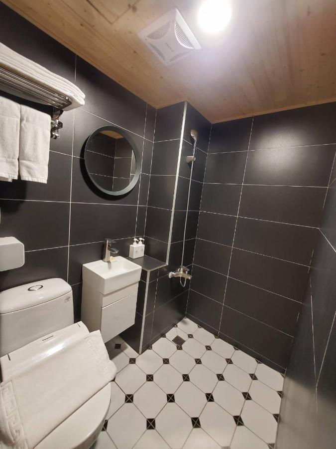 Yoshi Hotel - Tainan Station Branch Εξωτερικό φωτογραφία