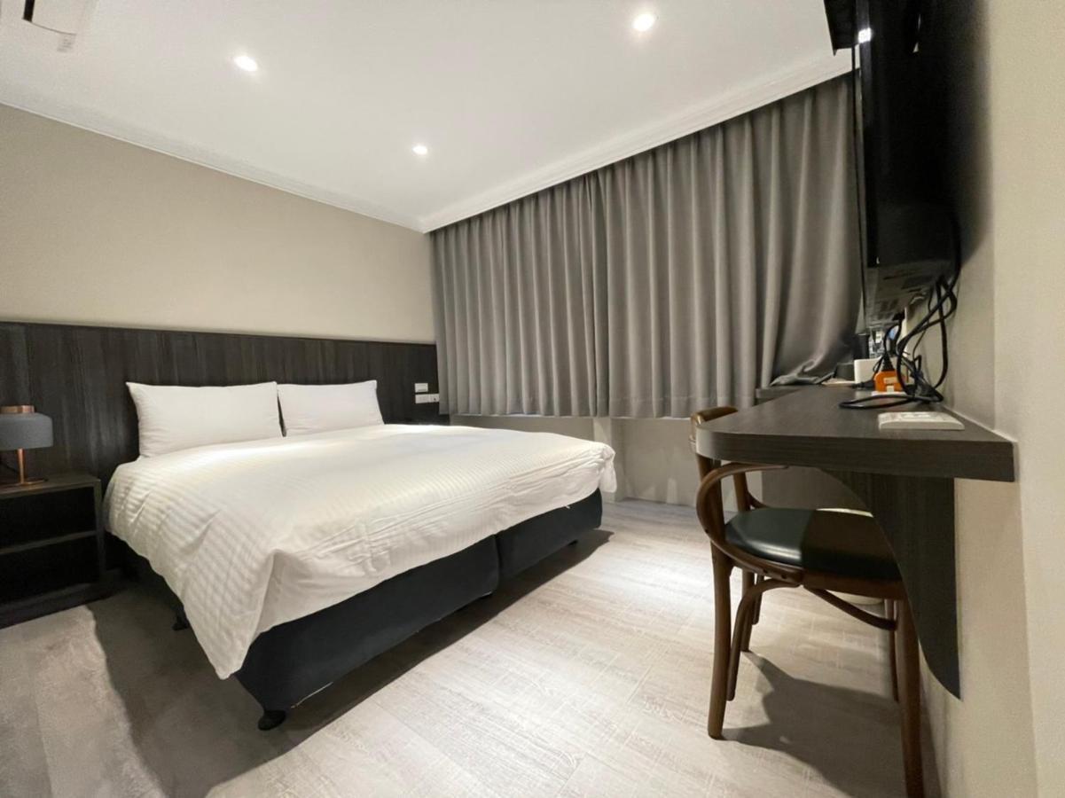 Yoshi Hotel - Tainan Station Branch Εξωτερικό φωτογραφία