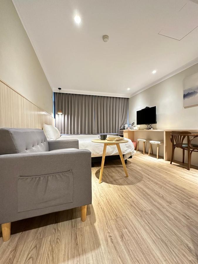 Yoshi Hotel - Tainan Station Branch Εξωτερικό φωτογραφία